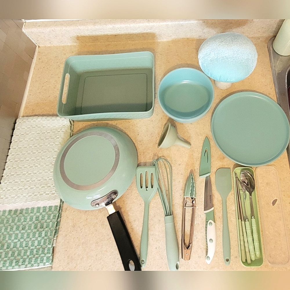 Mint Green Kitchenware Set
